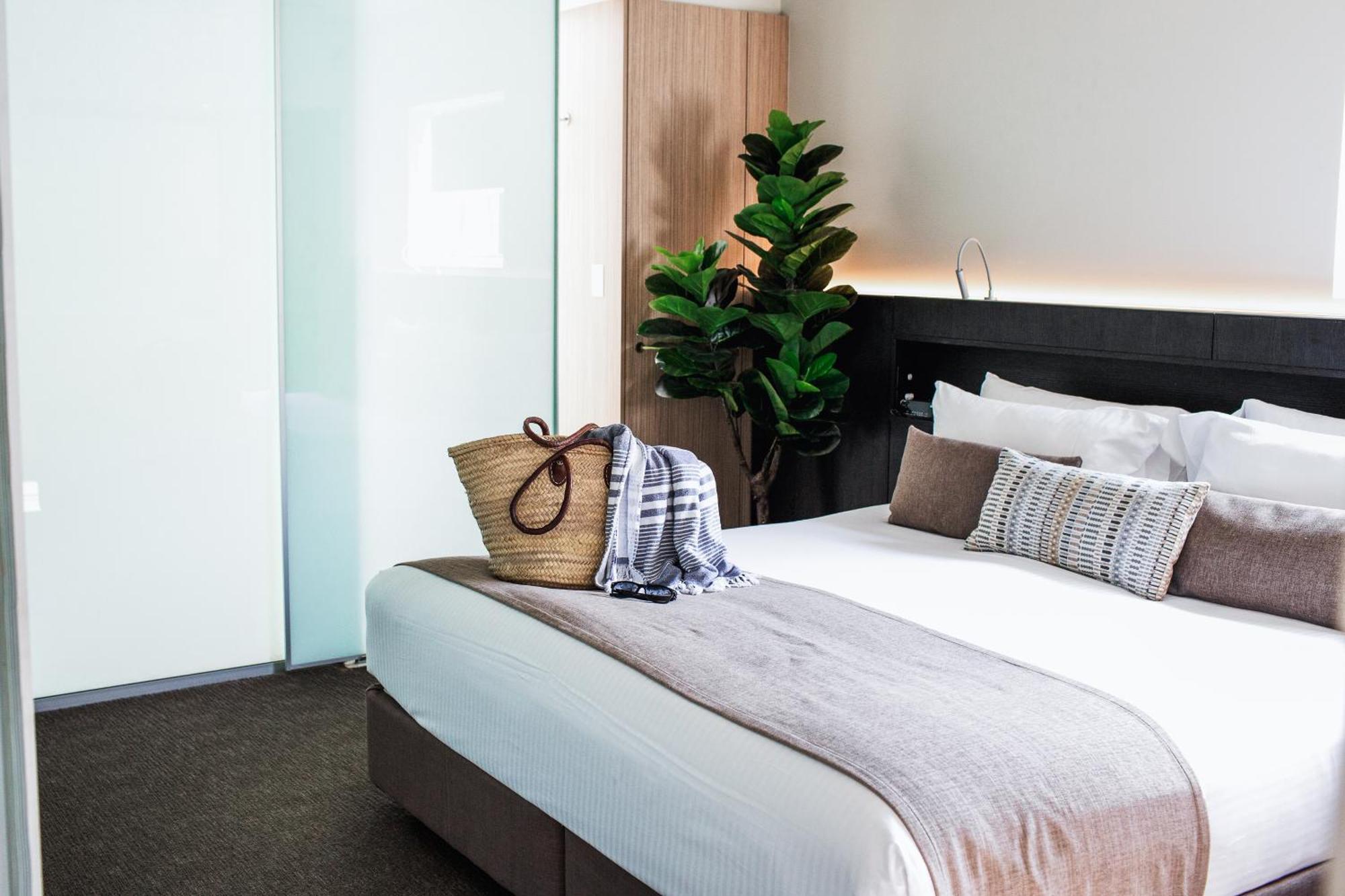 Seahaven Noosa Beachfront Resort Exterior photo